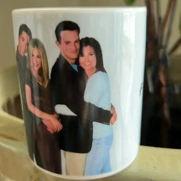 FRIENDS Coffee Tea Mug by Paladone - Picture 6 of 10